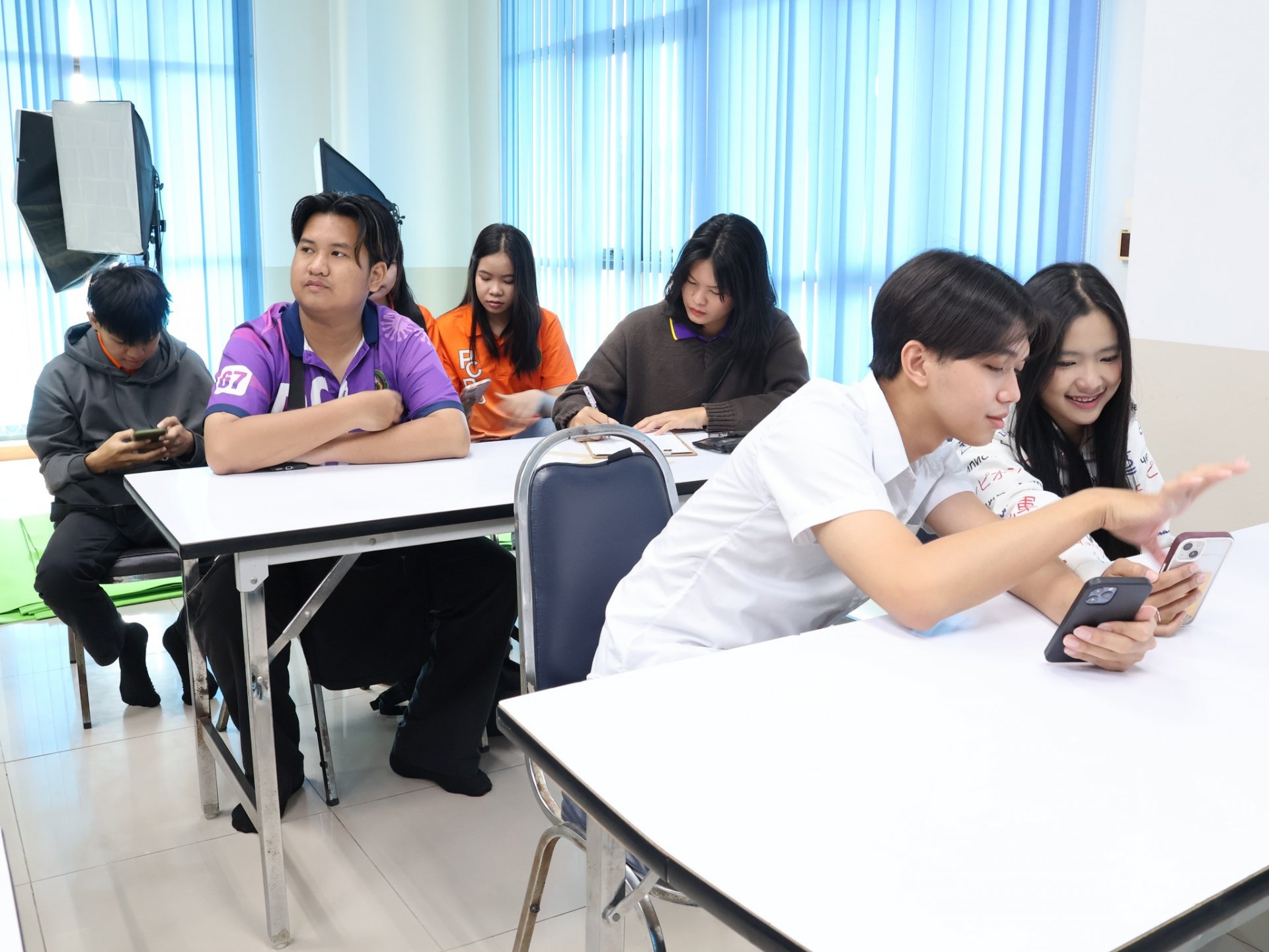 โครงการอบรมเชิงปฏิบัติการ เรื่อง “กลยุทธ์การใช้สื่อสังคมออนไลน์ เพื่อสร้างรายได้สำหรับผู้ประกอบการรุ่นใหม่” - รูปภาพ 5