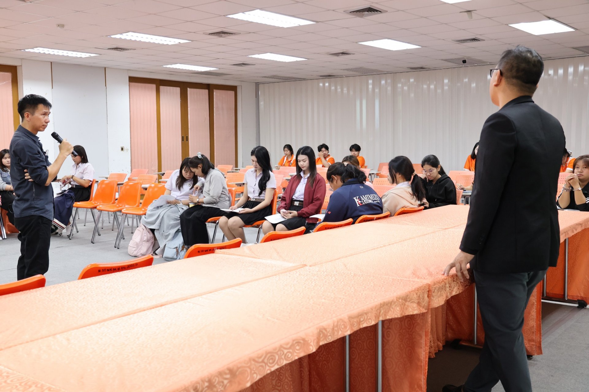 โครงการอบรมการผลิตสื่อสร้างสรรค์ Short Video & Digital Content เพื่อประชาสัมพันธ์ของดีจังหวัดเพชรบูรณ์ - รูปภาพ 6