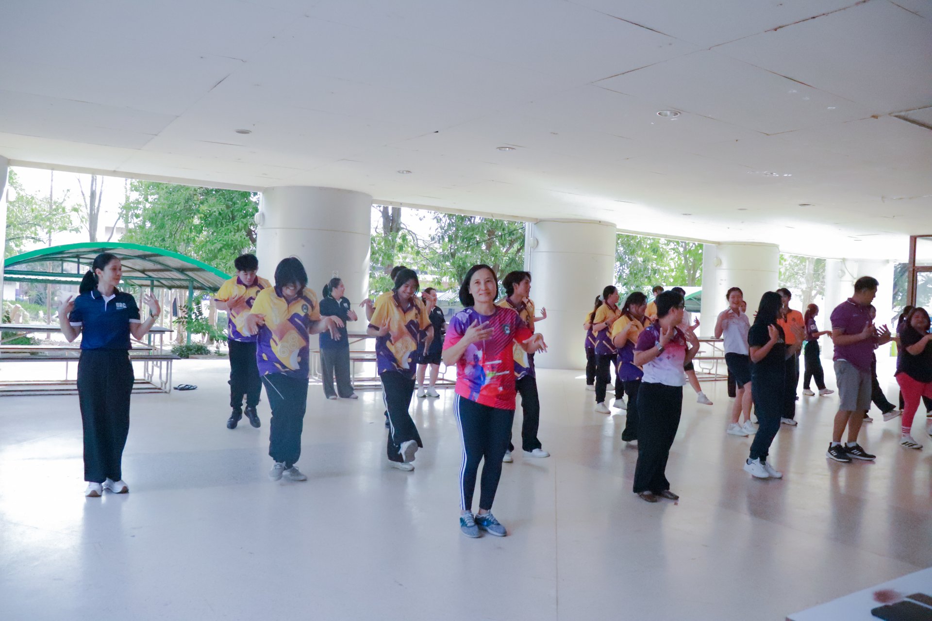 กิจกรรมส่งเสริมสุขภาพและสร้างความสัมพันธ์ภายในองค์กรด้วยการออกกำลังกาย - รูปภาพ 12