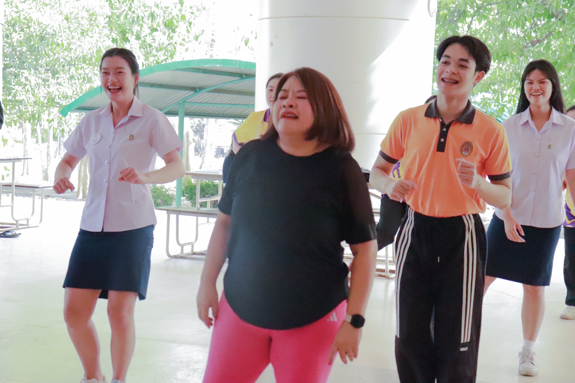 กิจกรรมส่งเสริมสุขภาพและสร้างความสัมพันธ์ภายในองค์กรด้วยการออกกำลังกาย - รูปภาพ 22