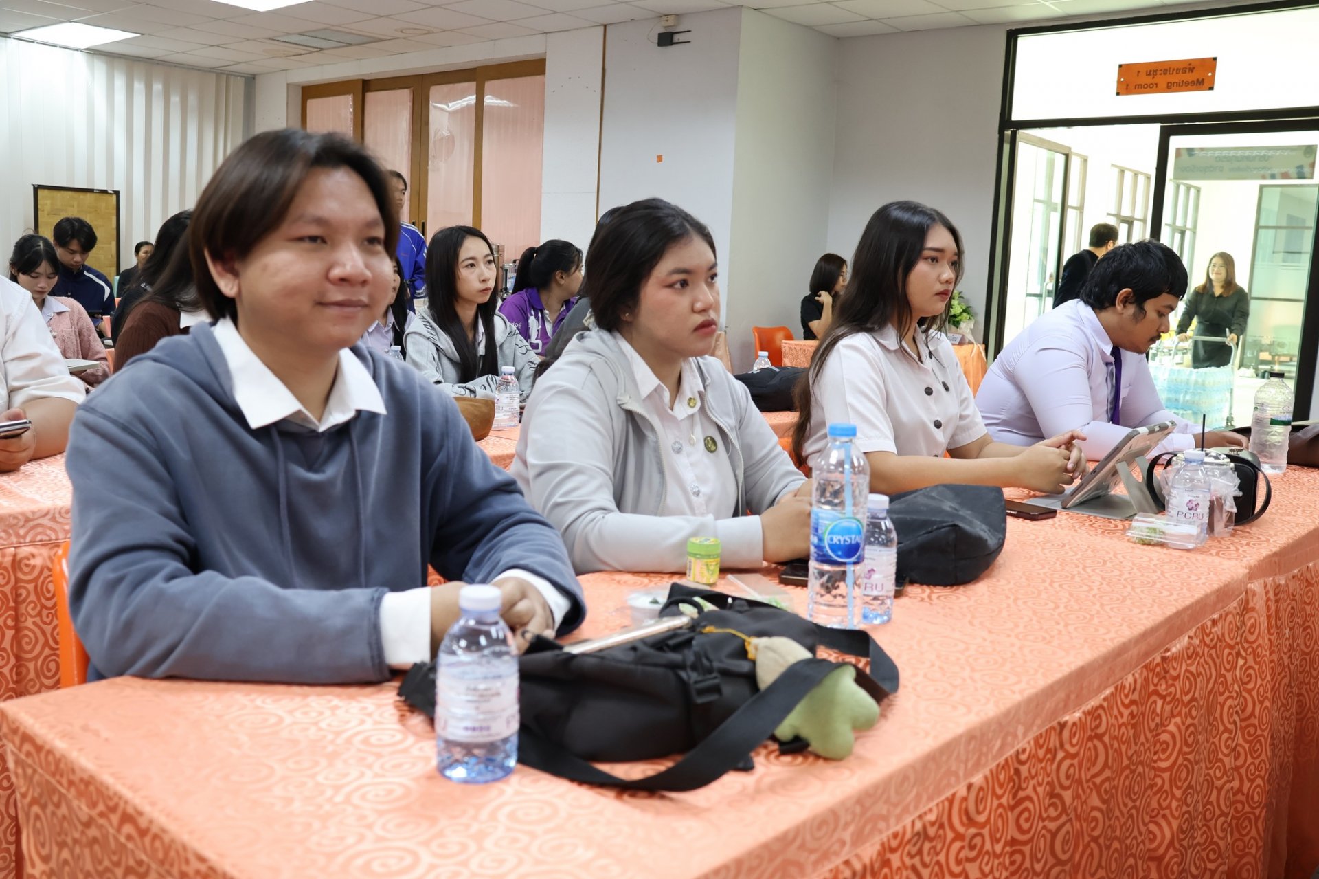 โครงการอบรมการยกระดับสมรรถนะทักษะด้านดิจิทัลและการประยุกต์ใช้เทคโนโลยีปัญญาประดิษฐ์ (AI) ของประชากรกลุ่มวัยเรียนระดับอุดมศึกษา (คณะวิทยาการจัดการ) - รูปภาพ 8