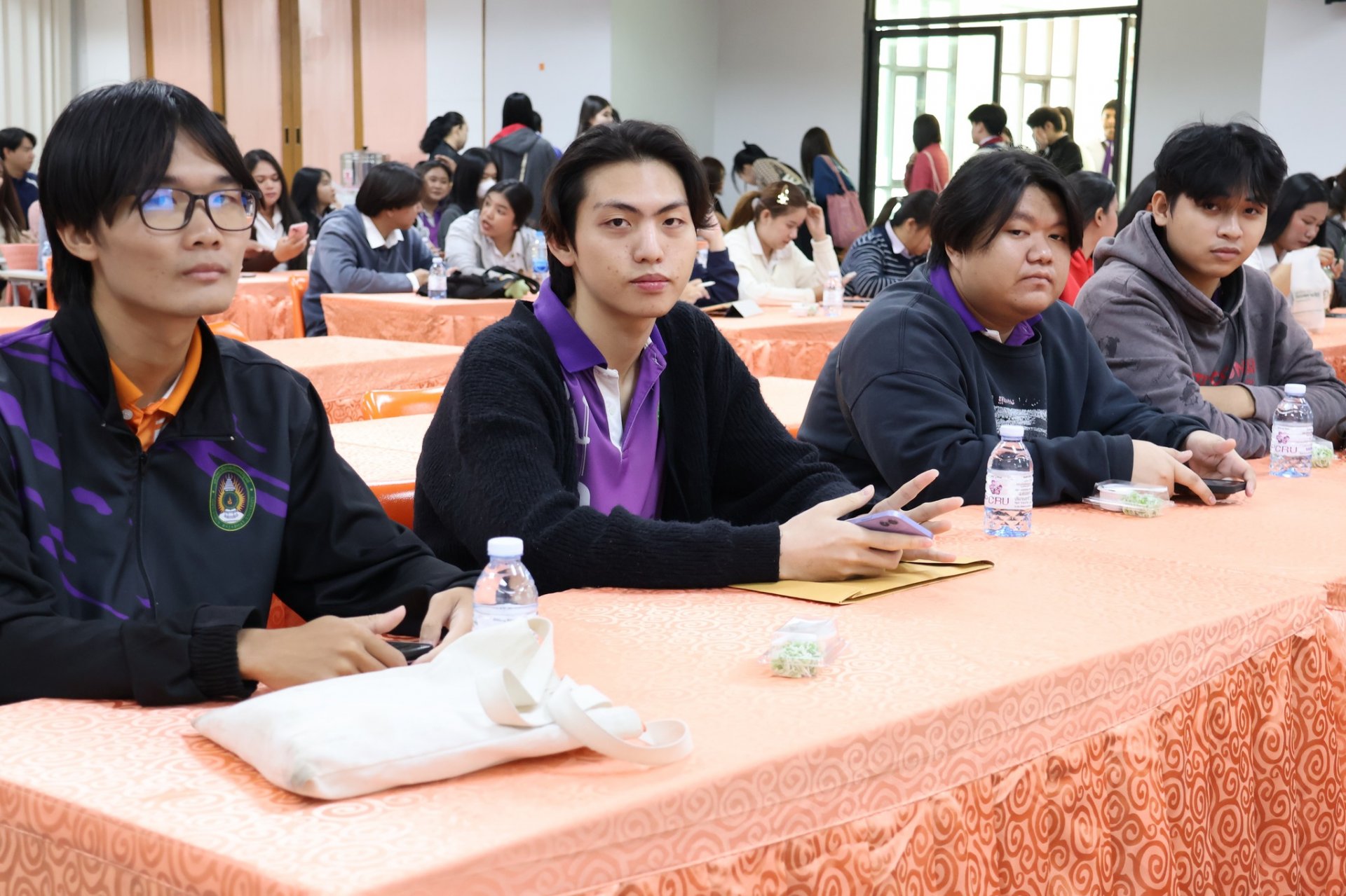 โครงการอบรมการยกระดับสมรรถนะทักษะด้านดิจิทัลและการประยุกต์ใช้เทคโนโลยีปัญญาประดิษฐ์ (AI) ของประชากรกลุ่มวัยเรียนระดับอุดมศึกษา (คณะวิทยาการจัดการ) - รูปภาพ 12