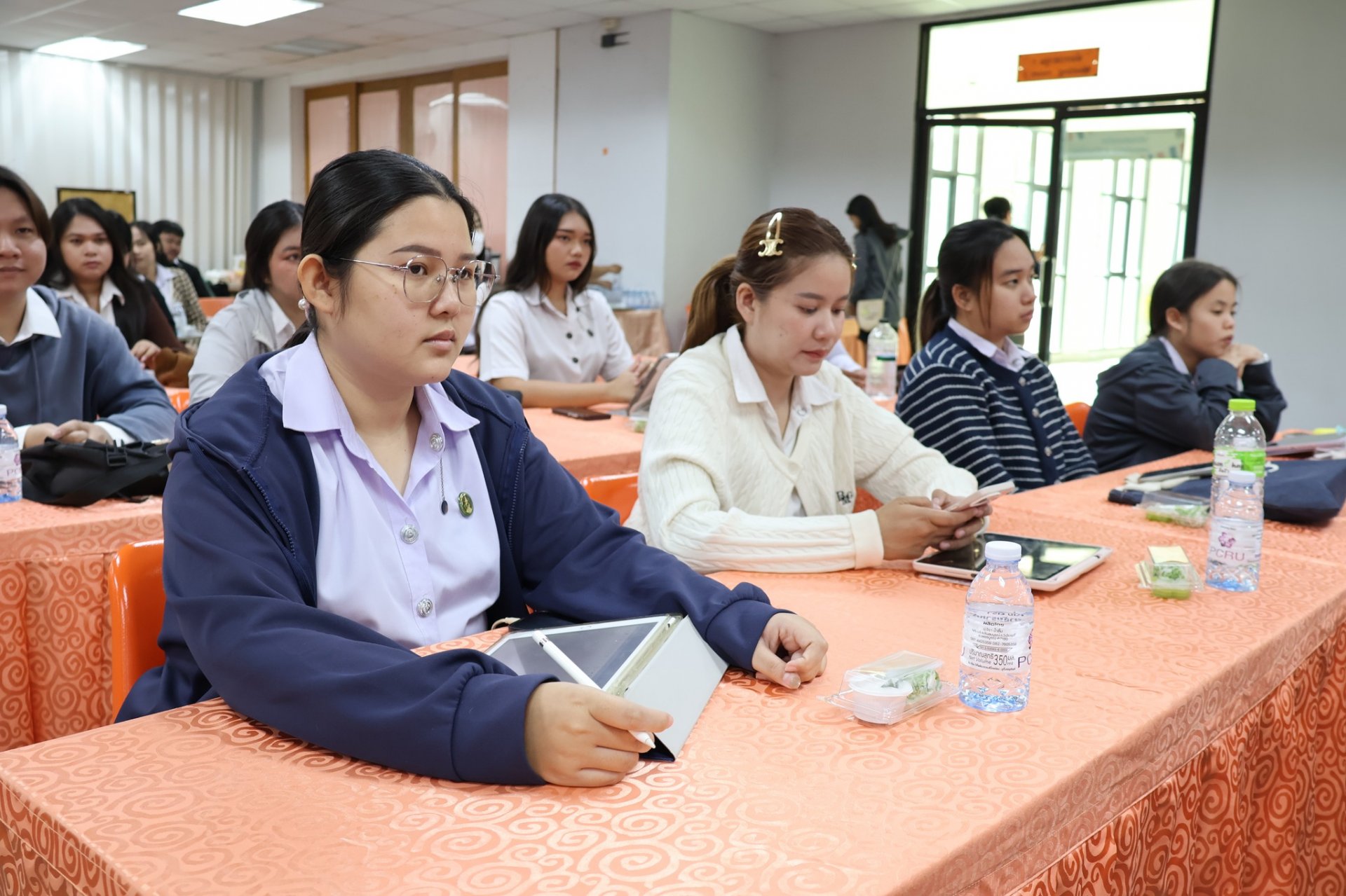 โครงการอบรมการยกระดับสมรรถนะทักษะด้านดิจิทัลและการประยุกต์ใช้เทคโนโลยีปัญญาประดิษฐ์ (AI) ของประชากรกลุ่มวัยเรียนระดับอุดมศึกษา (คณะวิทยาการจัดการ) - รูปภาพ 20