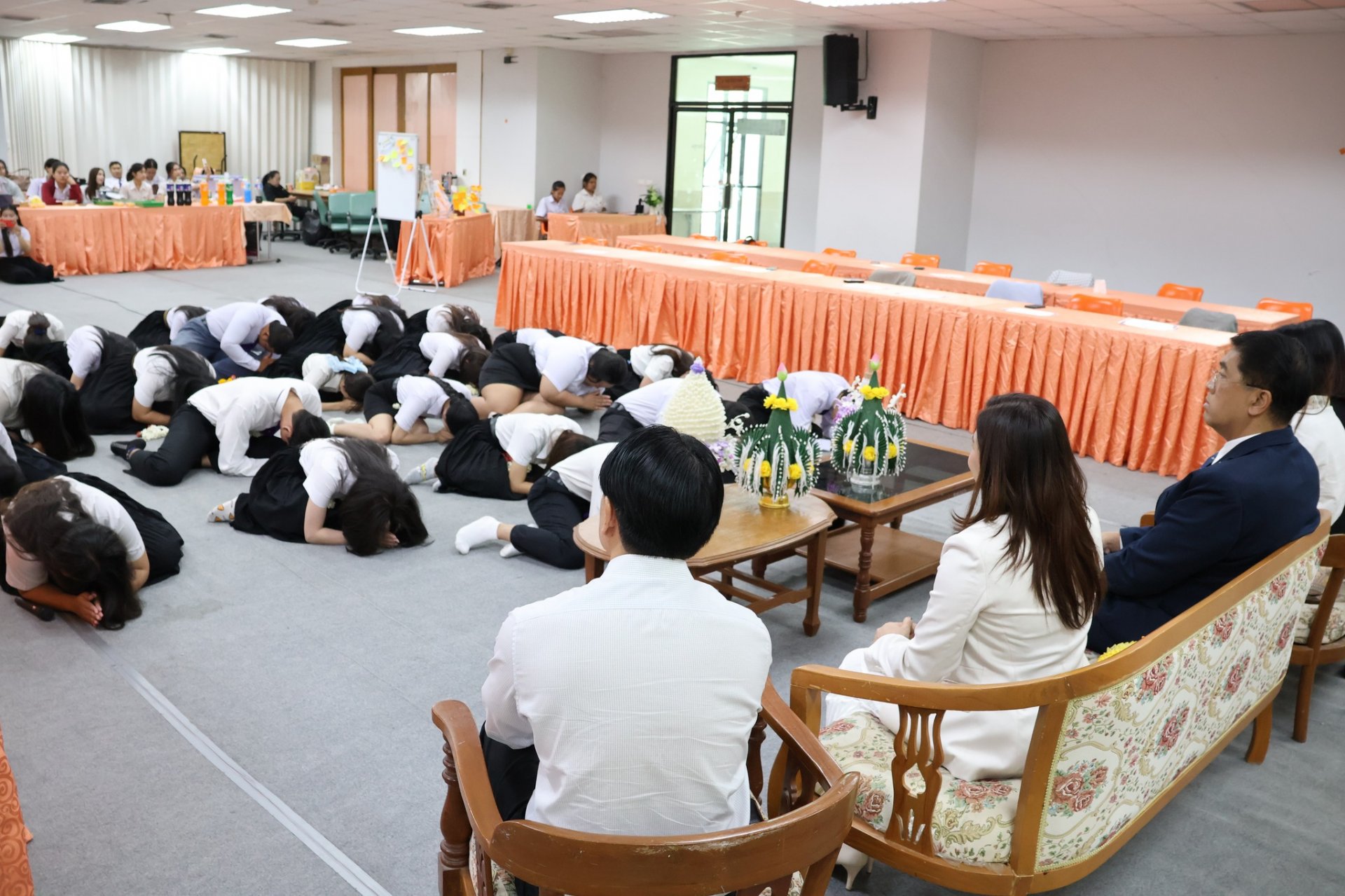 "วันทา ลาครู" สาขาวิชาการจัดการ - รูปภาพ 37