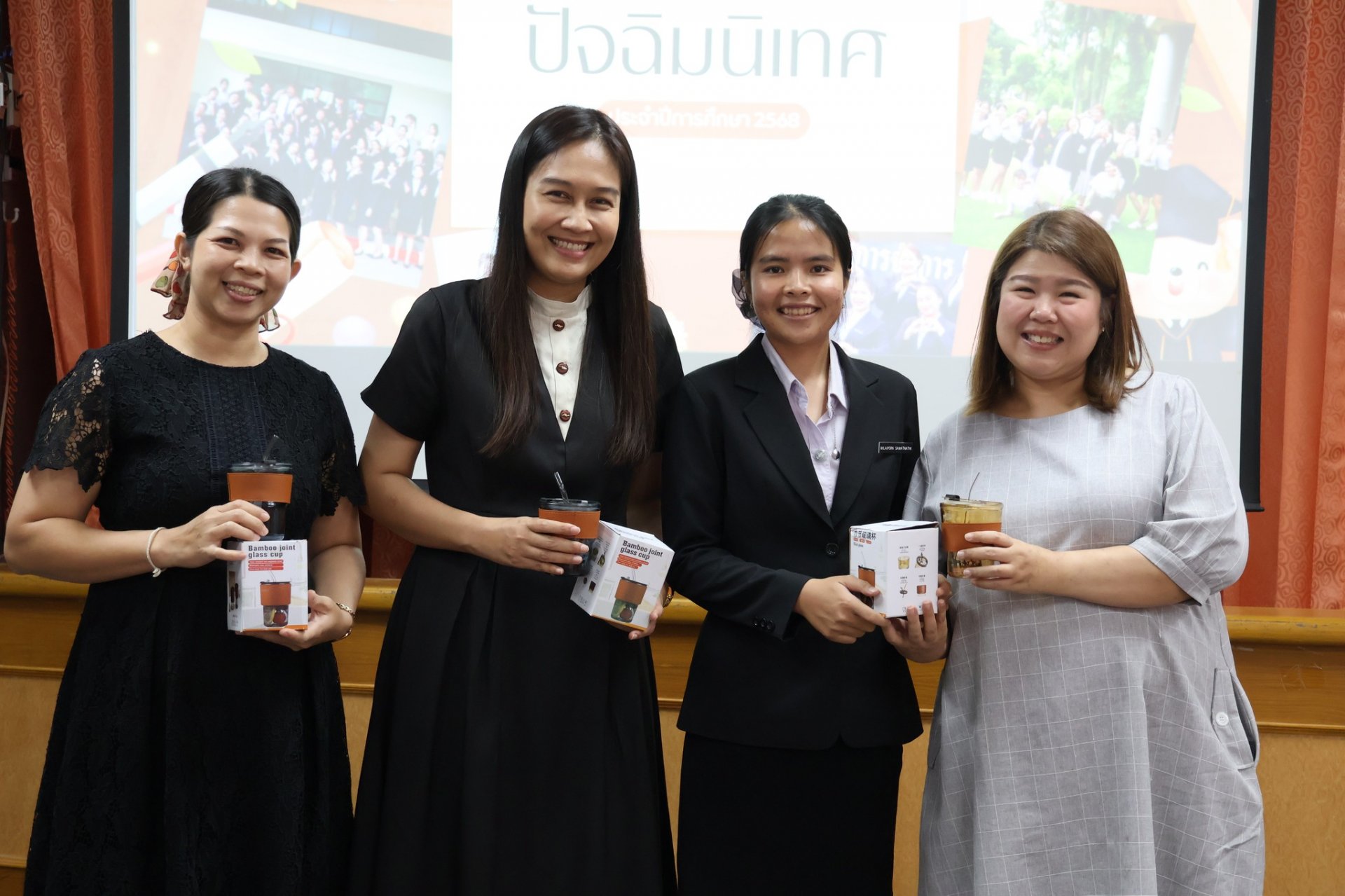 โครงการปัจฉิมนิเทศนักศึกษา ชั้นปีที่ 4 สาขาวิชาการตลาด ประจำปีการศึกษา 2568 - รูปภาพ 2