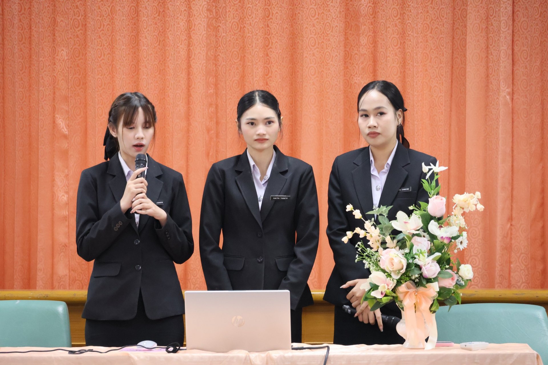 โครงการปัจฉิมนิเทศนักศึกษา ชั้นปีที่ 4 สาขาวิชาการตลาด ประจำปีการศึกษา 2568 - รูปภาพ 9