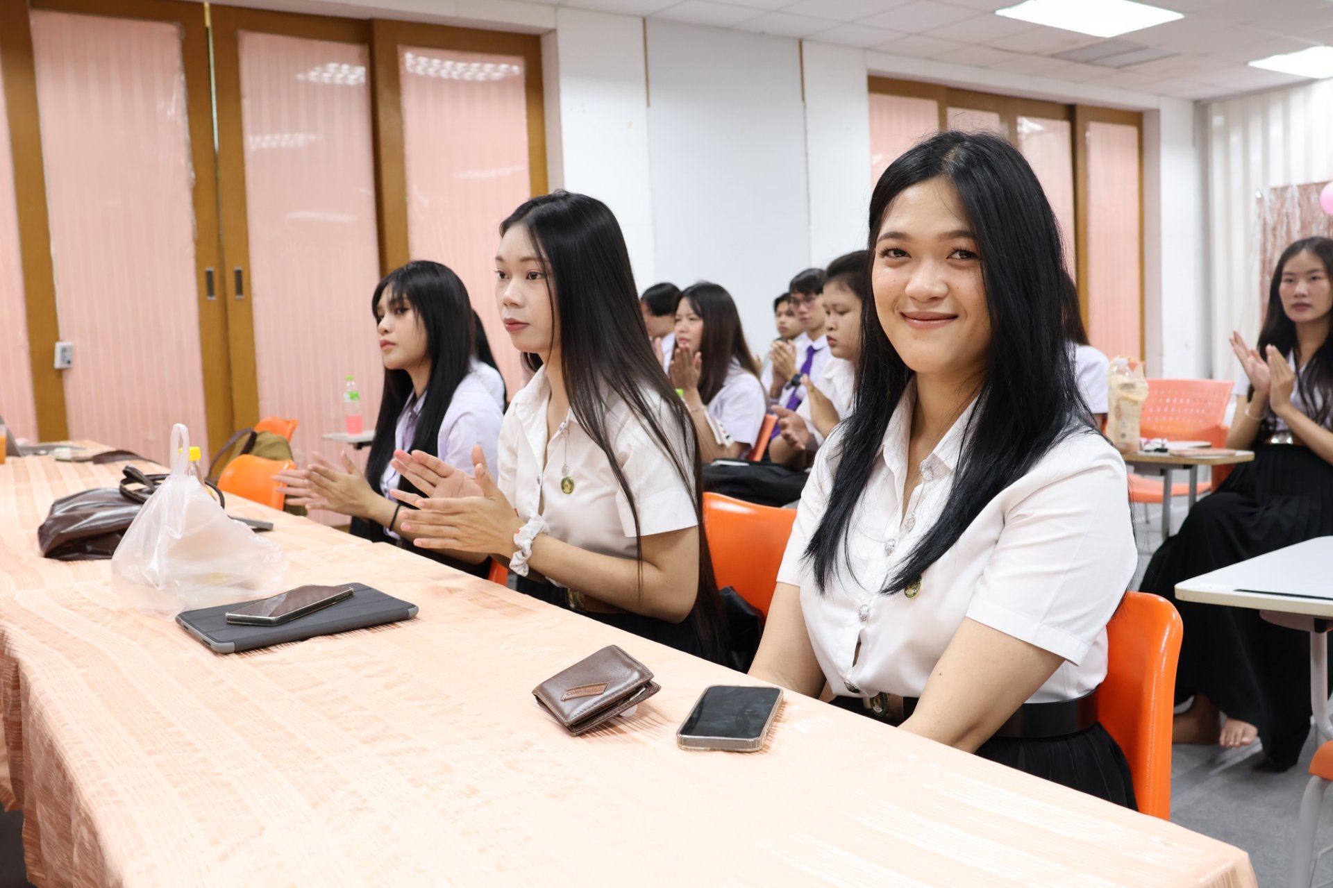 โครงการปัจฉิมนิเทศนักศึกษา ชั้นปีที่ 4 สาขาวิชาการตลาด ประจำปีการศึกษา 2568 - รูปภาพ 22