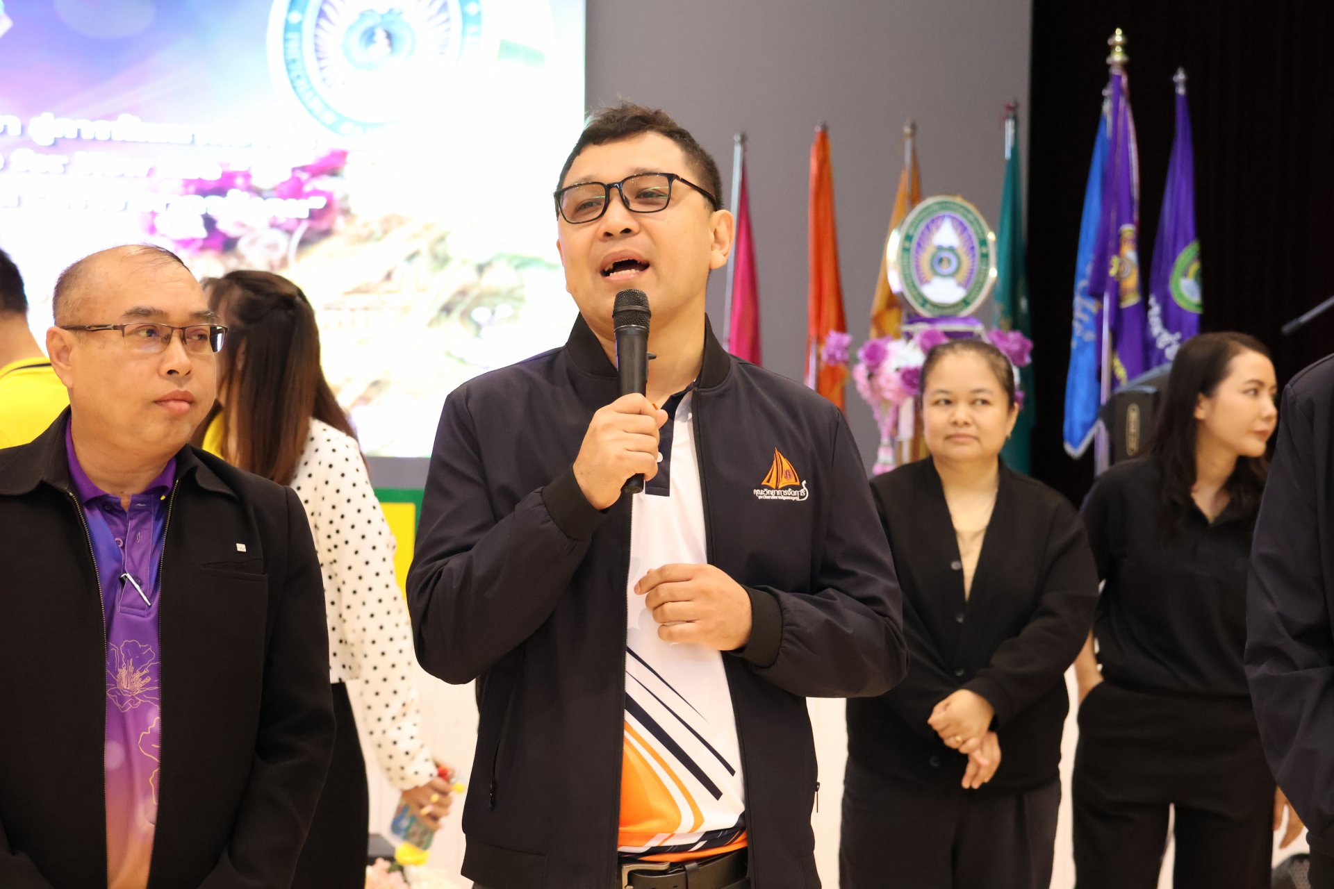 โครงการอบรมคุณธรรม จริยธรรม นักศึกษามหาวิทยาลัยราชภัฏเพชรบูรณ์ - รูปภาพ 9