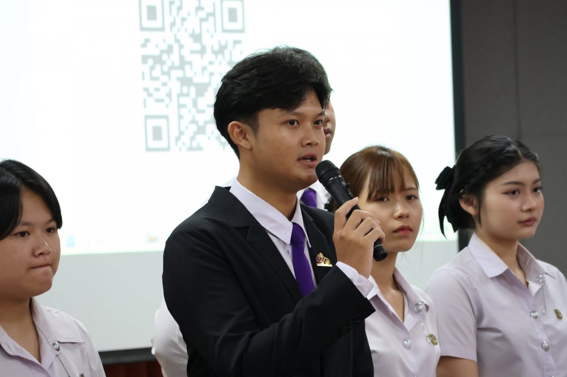 โครงการส่งเสริมคุณลักษณะบัณฑิตที่พึงประสงค์ และการเตรียมความพร้อมสู่การเป็นนักศึกษา สำหรับนักศึกษาชั้นปีที่ 1 คณะวิทยาการจัดการ - รูปภาพ 31