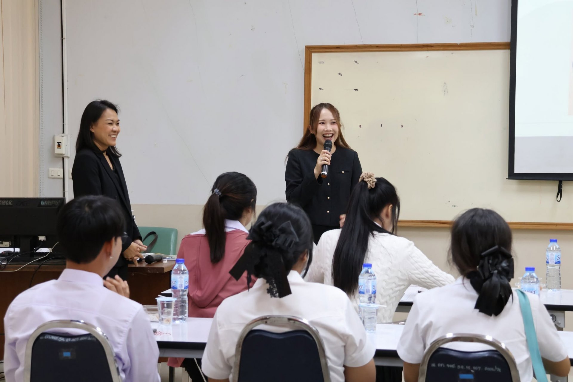 โครงการส่งเสริมคุณลักษณะบัณฑิตที่พึงประสงค์ และการเตรียมความพร้อมสู่การเป็นนักศึกษา สำหรับนักศึกษาชั้นปีที่ 1 คณะวิทยาการจัดการ - รูปภาพ 53