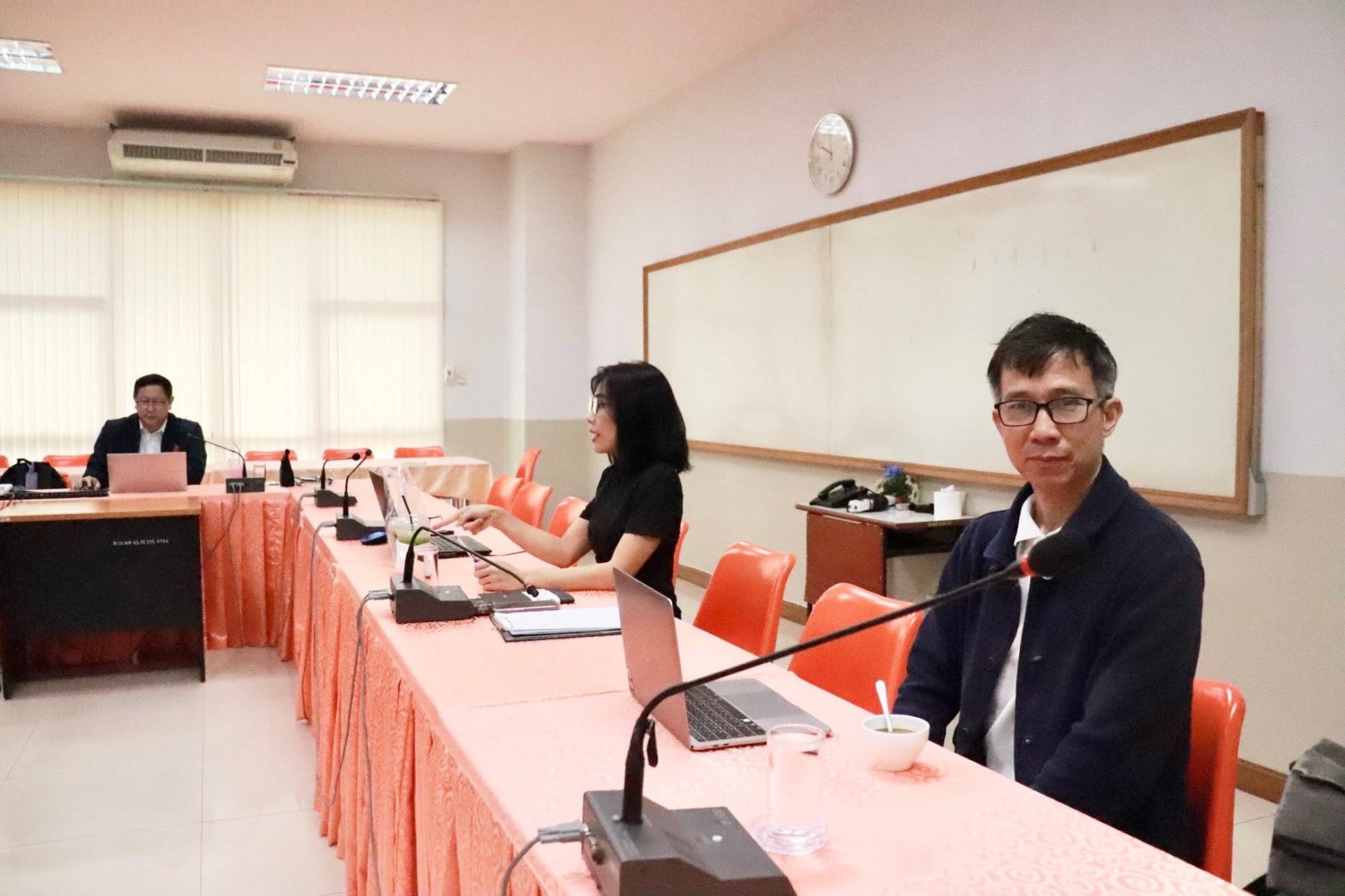 โครงการประชุมงานวารสาร เพื่อจัดทำรูปเล่มวารสารฉบับสมบูรณ์ ฉบับที่ 1 ปีที่ 8 พ.ศ. 2569 - รูปภาพ 8