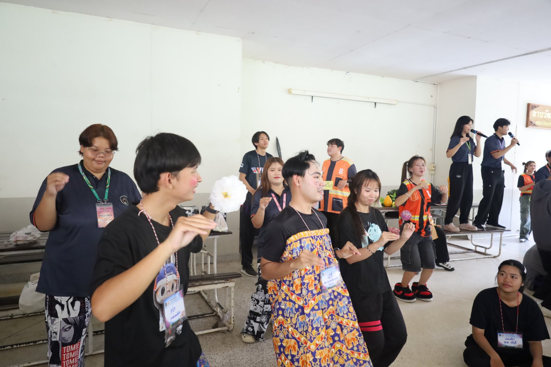 โครงการสานสัมพันธ์อย่างสร้างสรรค์ ร่วมใจน้องพี่ Management ประจำปีการศึกษา 2569 - รูปภาพ 11