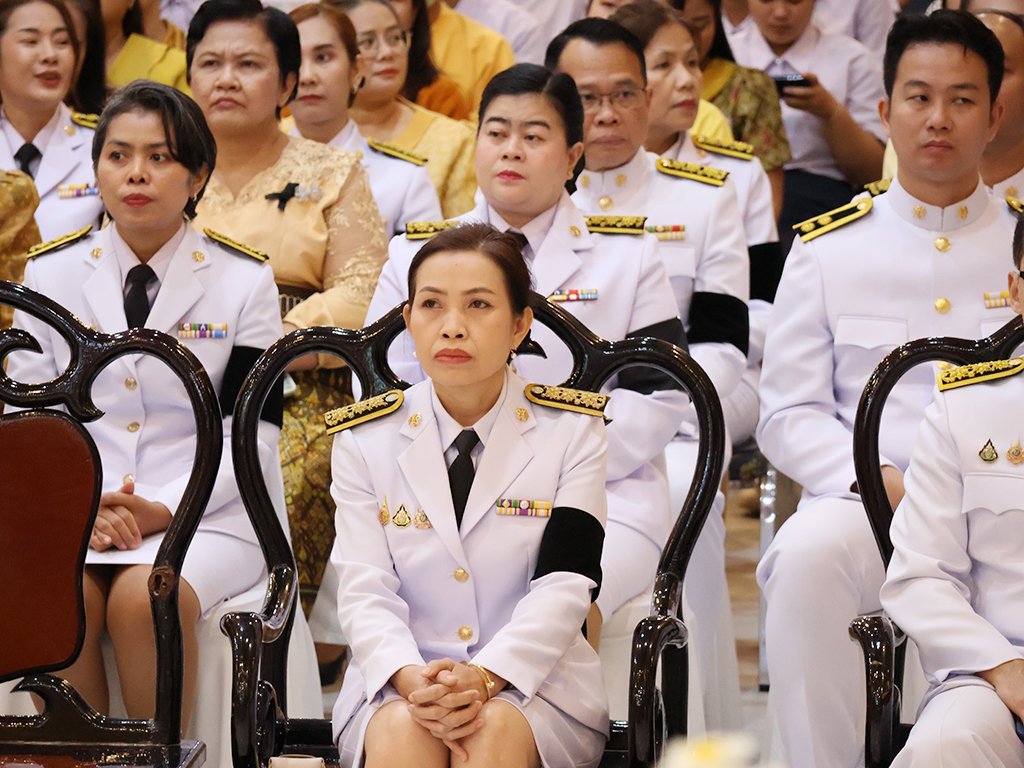 ถวายพระพรชัยมงคล เนื่องในโอกาสวันเฉลิมพระชนมพรรษา พระบาทสมเด็จพระปรเมนทรรามาธิบดีศรีสินทรมหาวชิราลงกรณ พระวชิรเกล้าเจ้าอยู่หัว - รูปภาพ 21