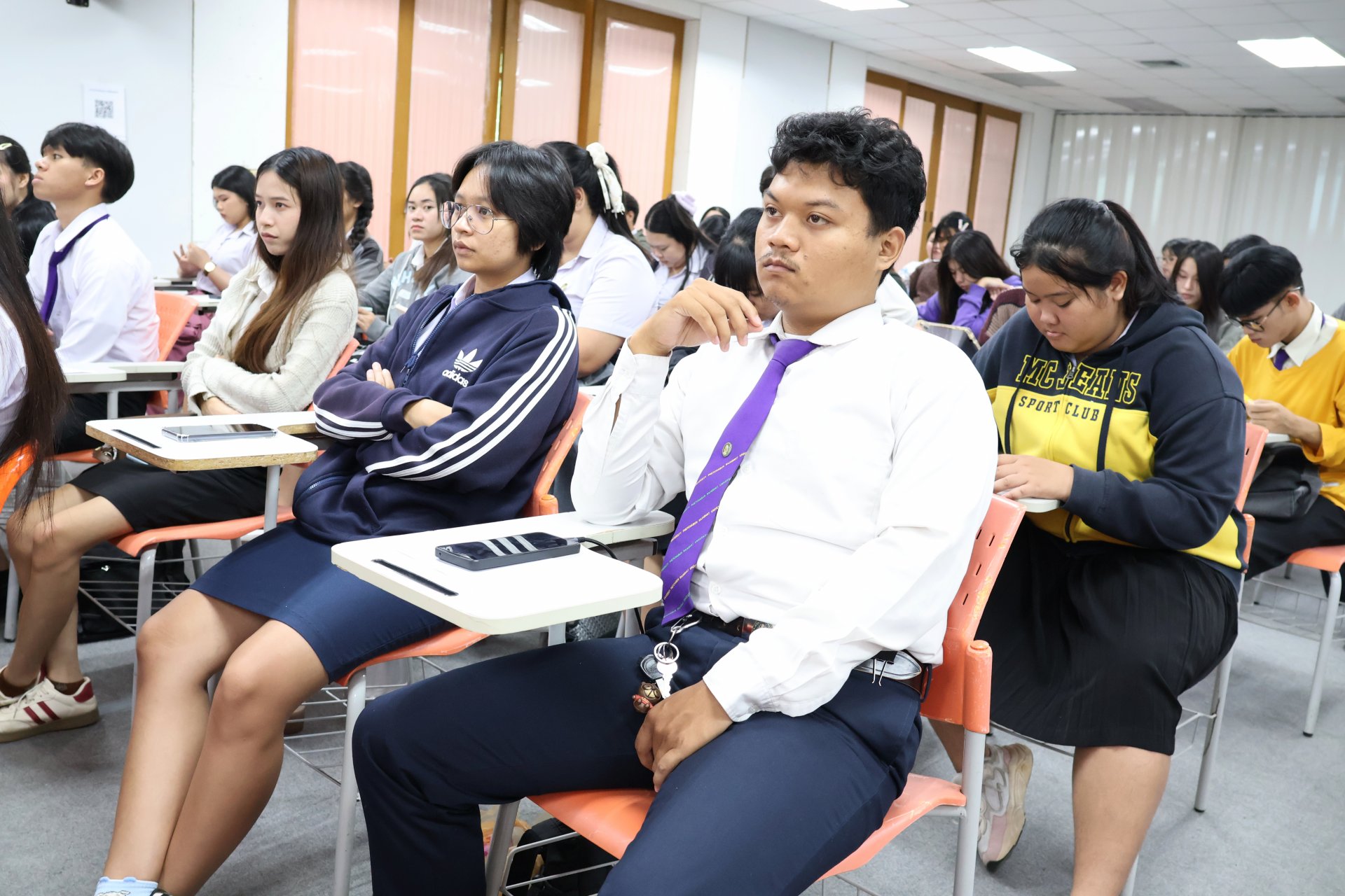 โครงการอบรมเสริมสร้างภาพลักษณ์และเตรียมความพร้อมสู่บัณฑิตคุณภาพ มุ่งสู่ตลาดแรงงาน คณะวิทยาการจัดการ - รูปภาพ 7