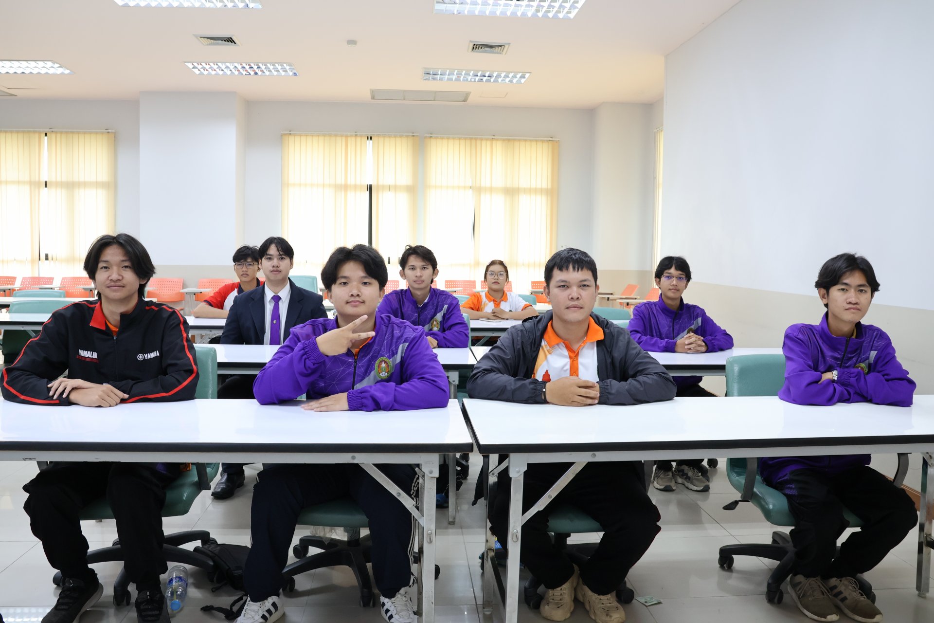 โครงการอบรมการแลกเปลี่ยนเรียนรู้การถอดบทเรียนผลการประเมิน AUN-QA เพื่อยกระดับคุณภาพหลักสูตรของคณะวิทยาการจัดการ - รูปภาพ 6