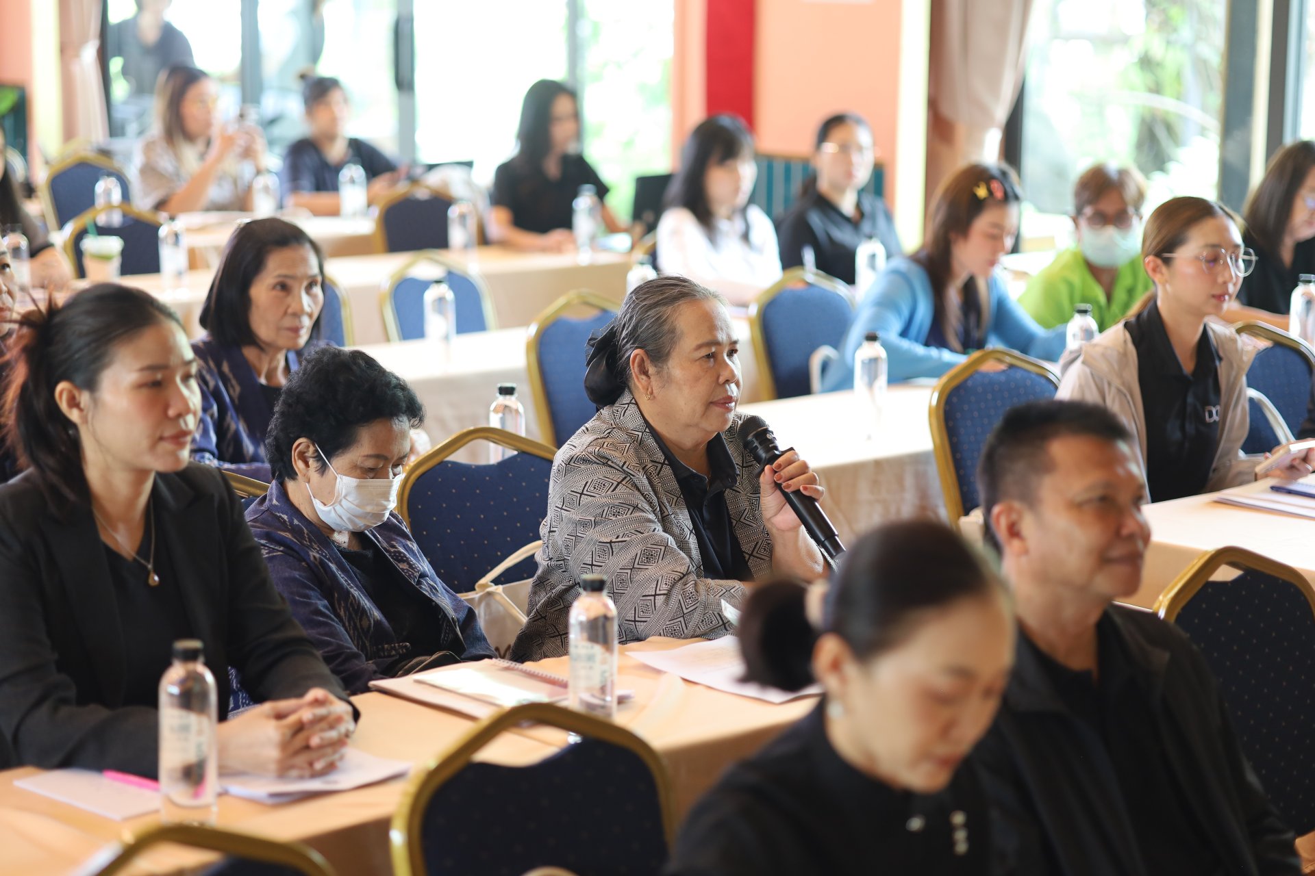 การประชุมเชิงปฏิบัติการ "การพัฒนาศักยภาพด้านการสร้างแบรนด์การตลาดออนไลน์และการเชื่อมโยงตลาดเพื่อยกระดับสินค้าเกษตรมูลค่าสูง" - รูปภาพ 12