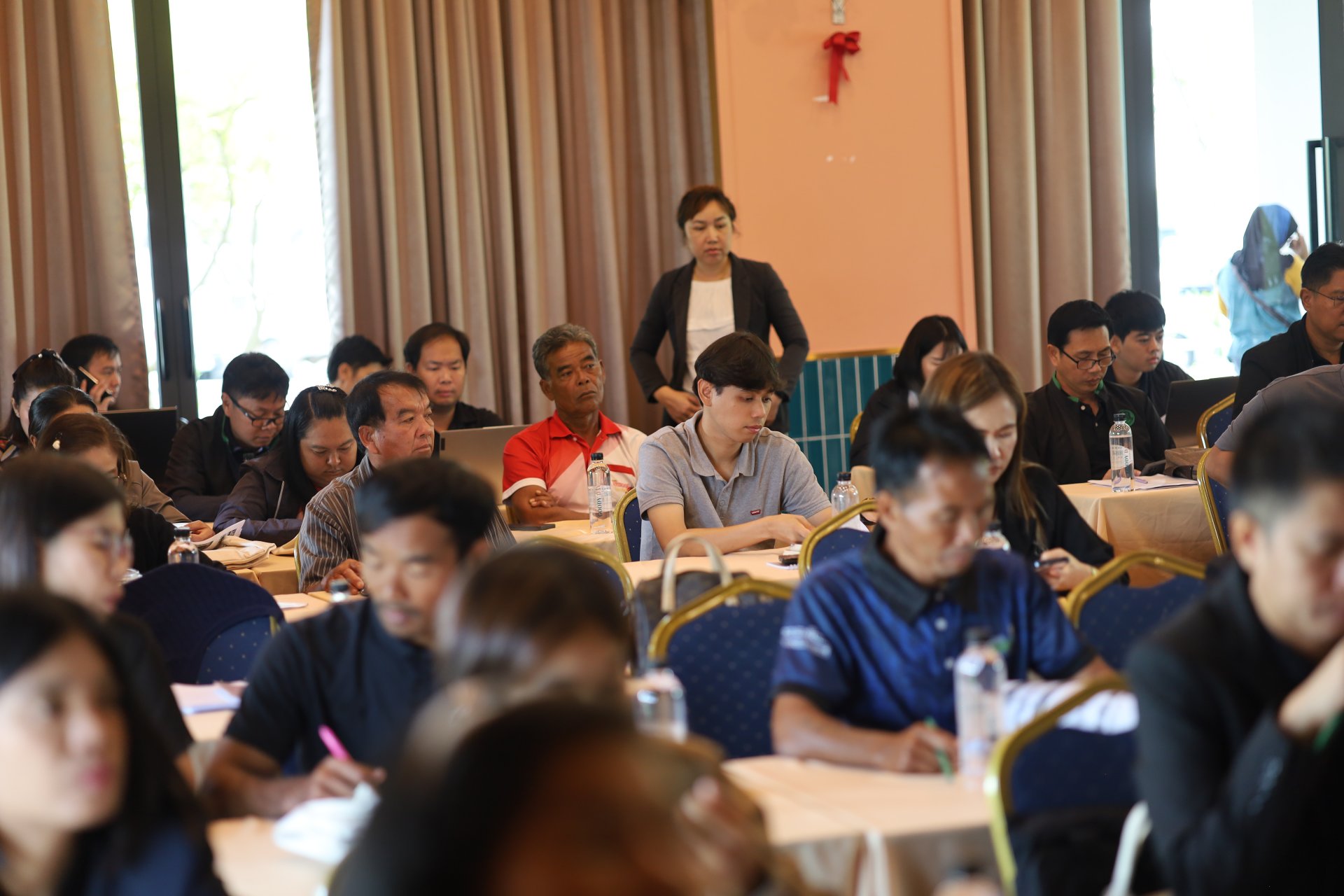 การประชุมเชิงปฏิบัติการ "การพัฒนาศักยภาพด้านการสร้างแบรนด์การตลาดออนไลน์และการเชื่อมโยงตลาดเพื่อยกระดับสินค้าเกษตรมูลค่าสูง" - รูปภาพ 51