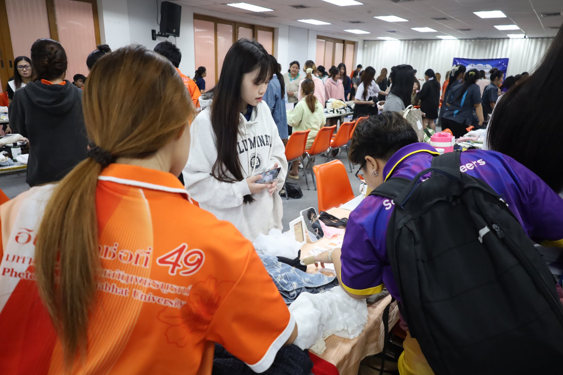 โครงการส่งเสริมทักษะการเป็นผู้ประกอบการ SECOND HAND แดนมหัศจรรย์ ตลาดนัดของมือสอง - รูปภาพ 50