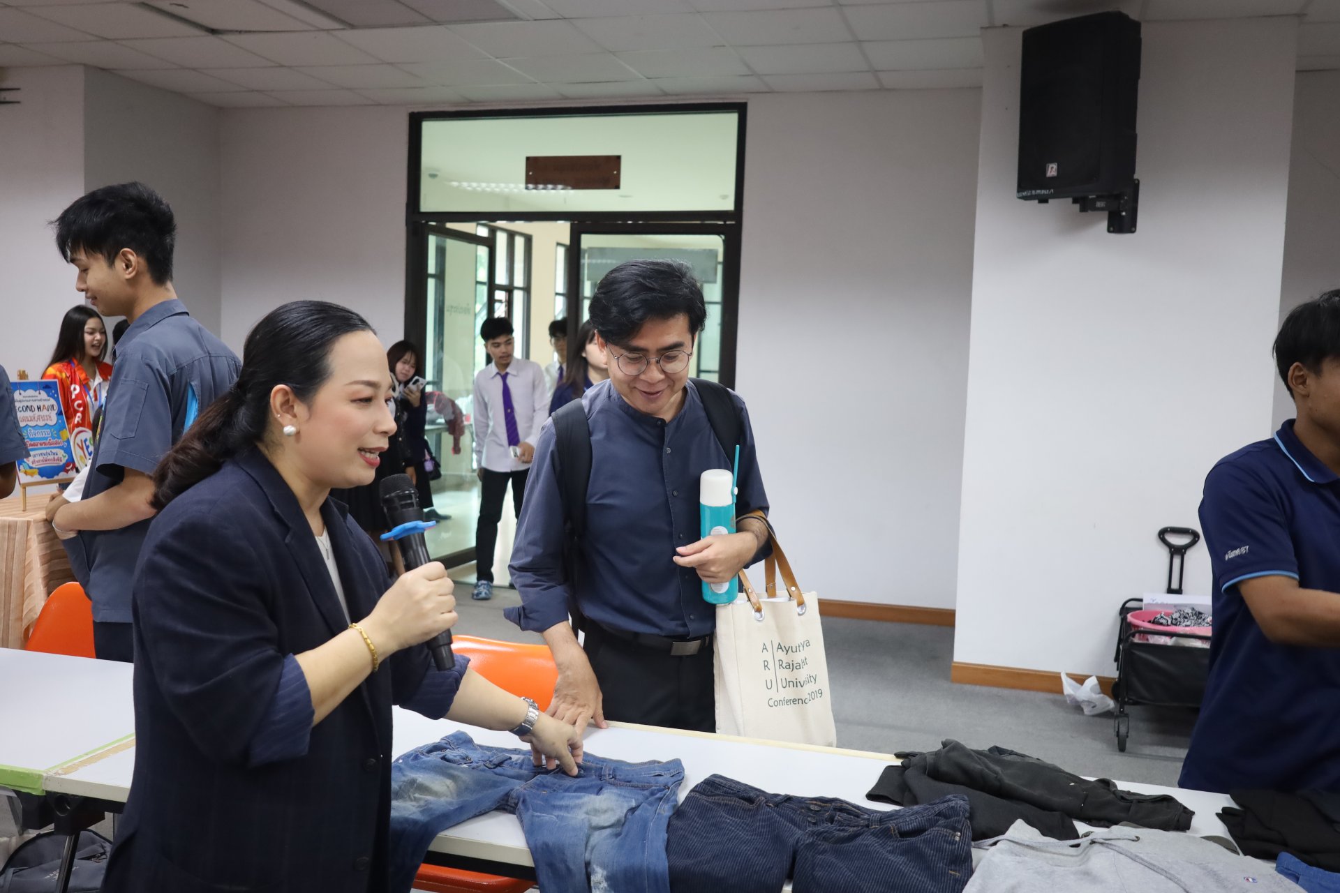 โครงการส่งเสริมทักษะการเป็นผู้ประกอบการ SECOND HAND แดนมหัศจรรย์ ตลาดนัดของมือสอง - รูปภาพ 61