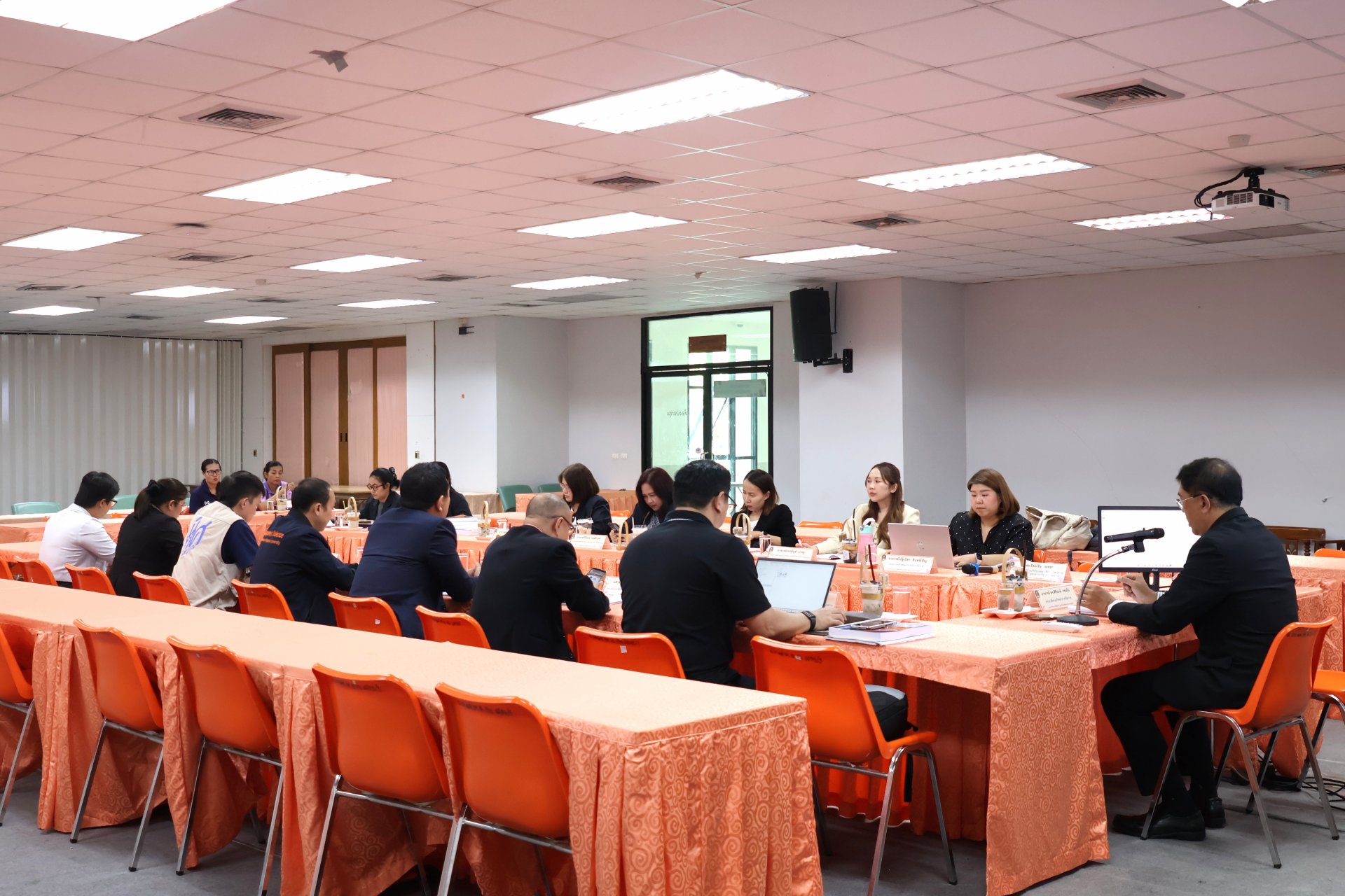 การประชุมคณะกรรมการบริหารคณะวิทยาการ - รูปภาพ 19
