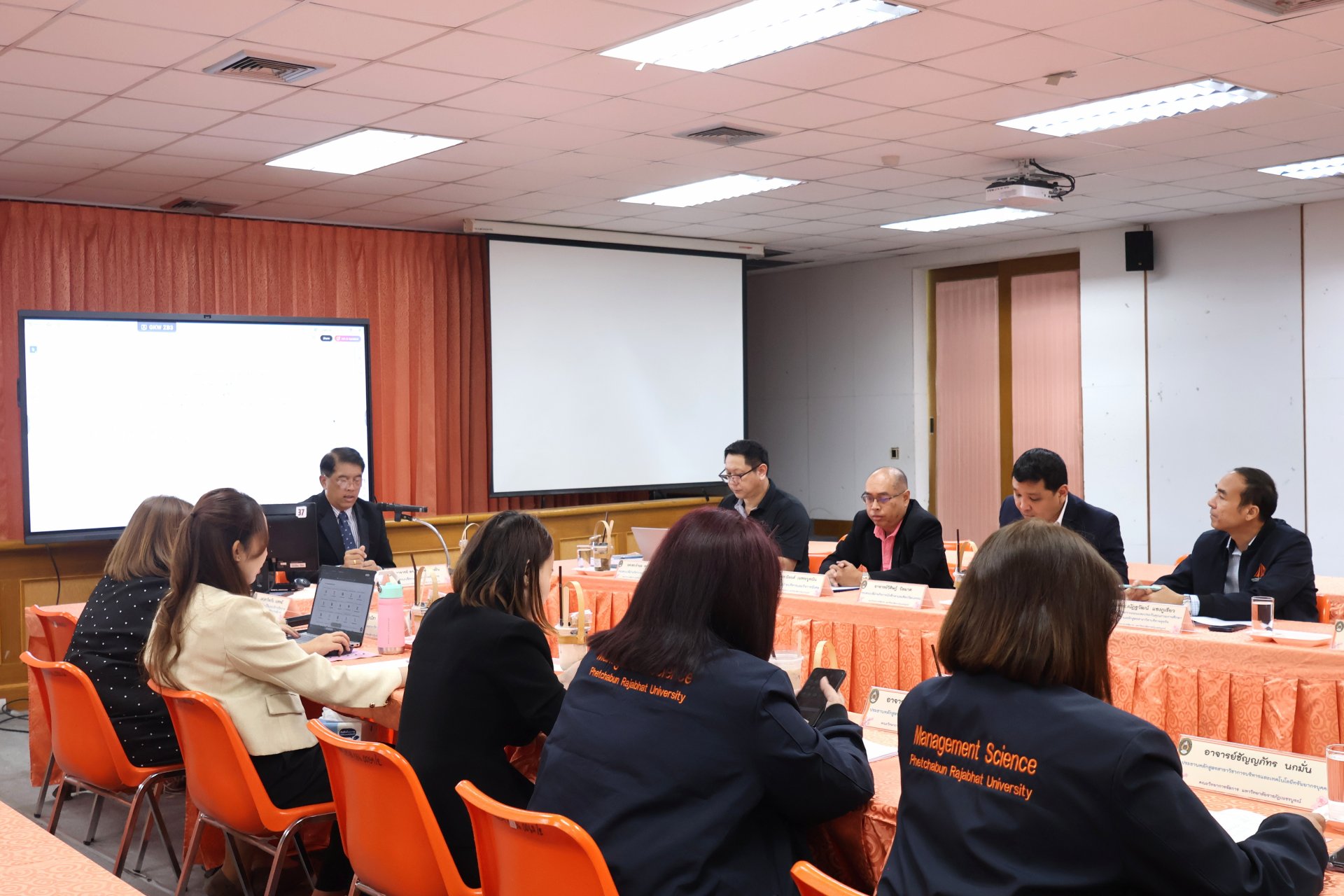 การประชุมคณะกรรมการบริหารคณะวิทยาการ - รูปภาพ 22