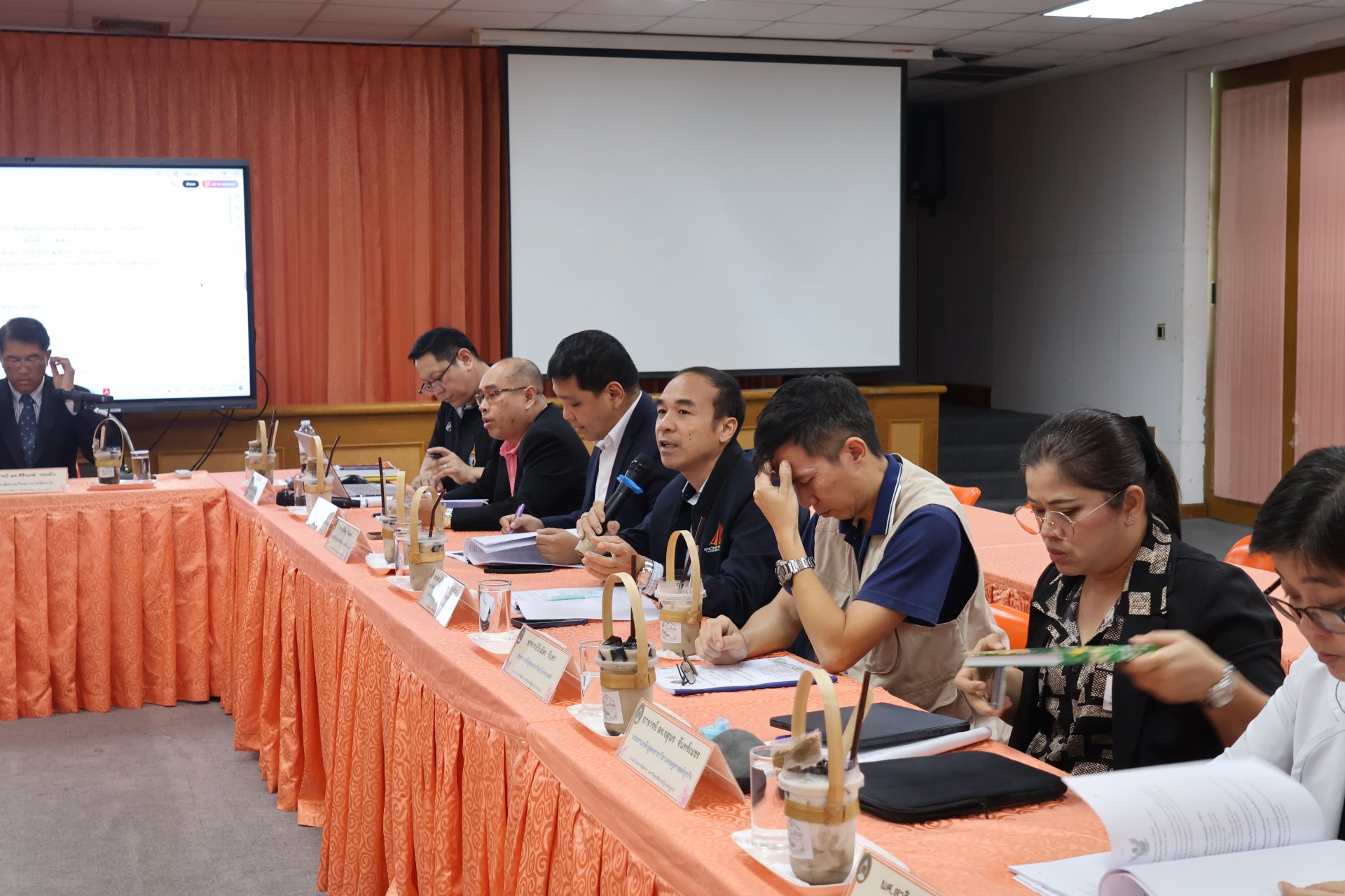 การประชุมคณะกรรมการบริหารคณะวิทยาการ - รูปภาพ 23