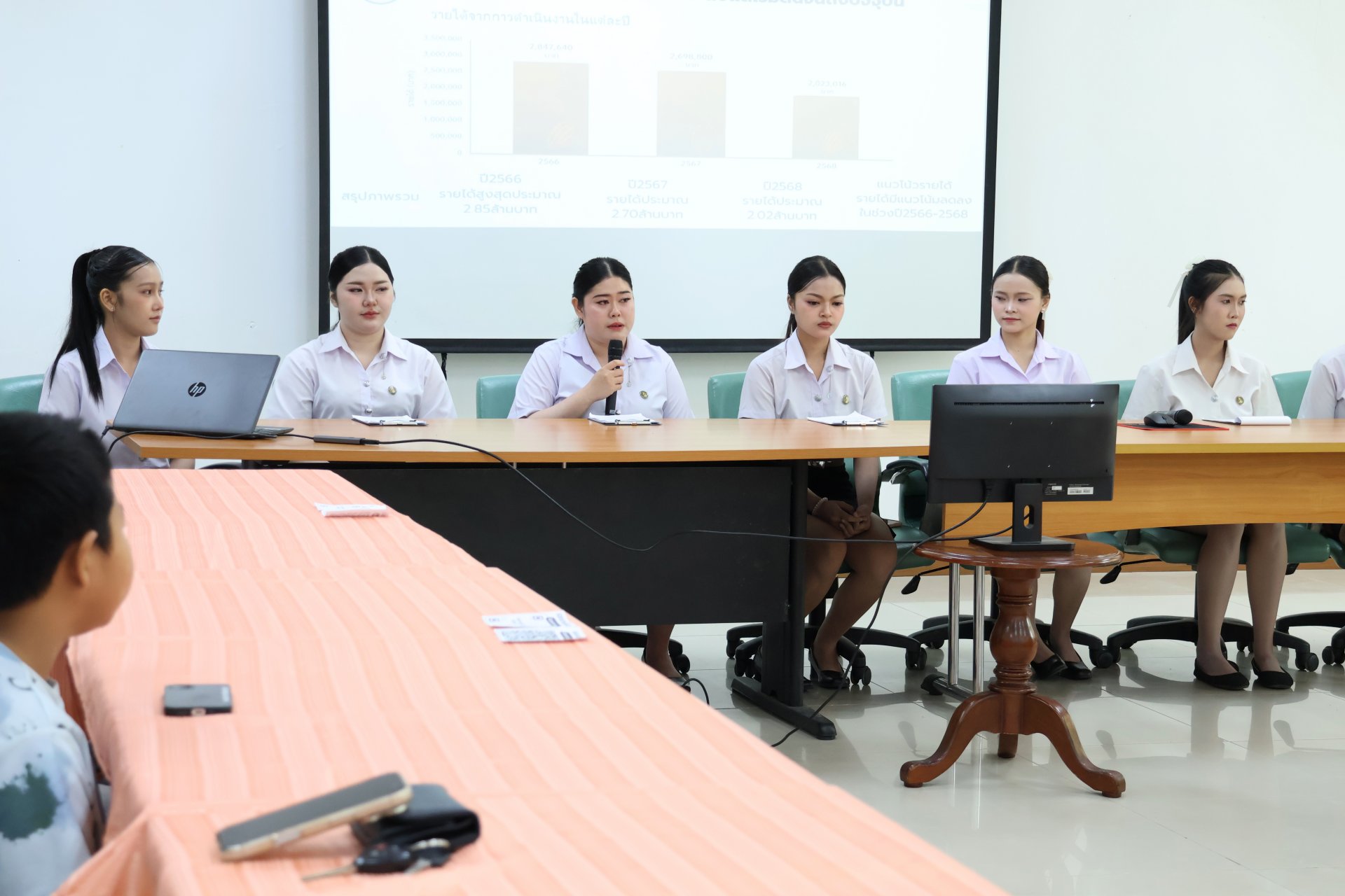 โครงการสัมมนาวิชาการ หัวข้อ ประเด็นสำคัญทางการผลิตและการปฏิบัติการ กรณีศึกษาวิสาหกิจชุมชนโกโก้นางั่ว - รูปภาพ 16