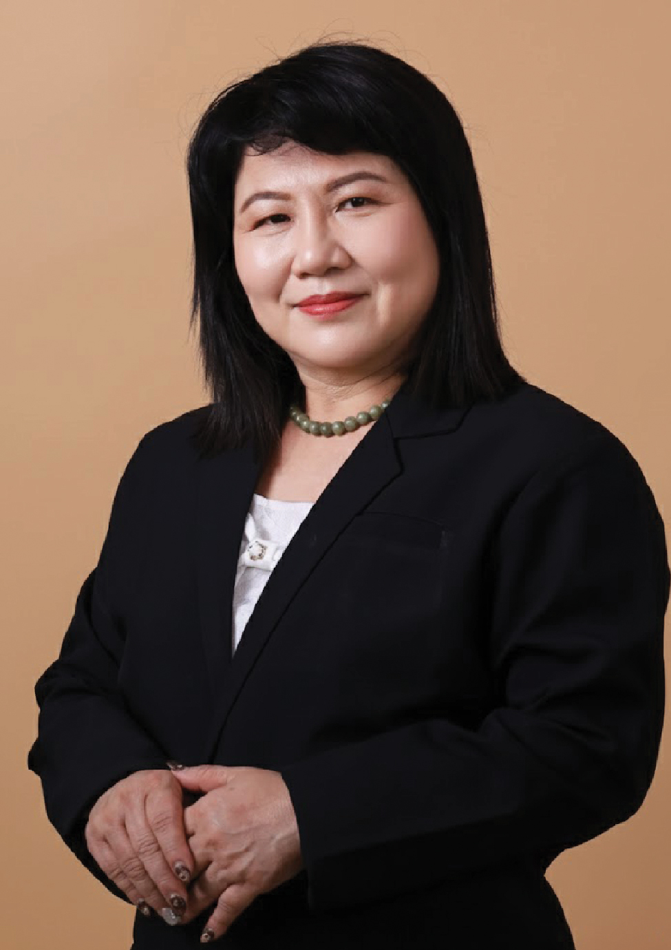 นางอรวรรณ ดีพา