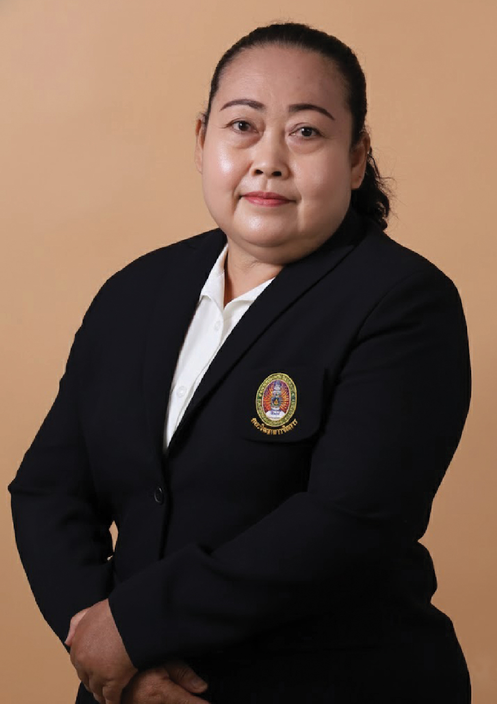 นางโฉมฉาย ขุนแพง